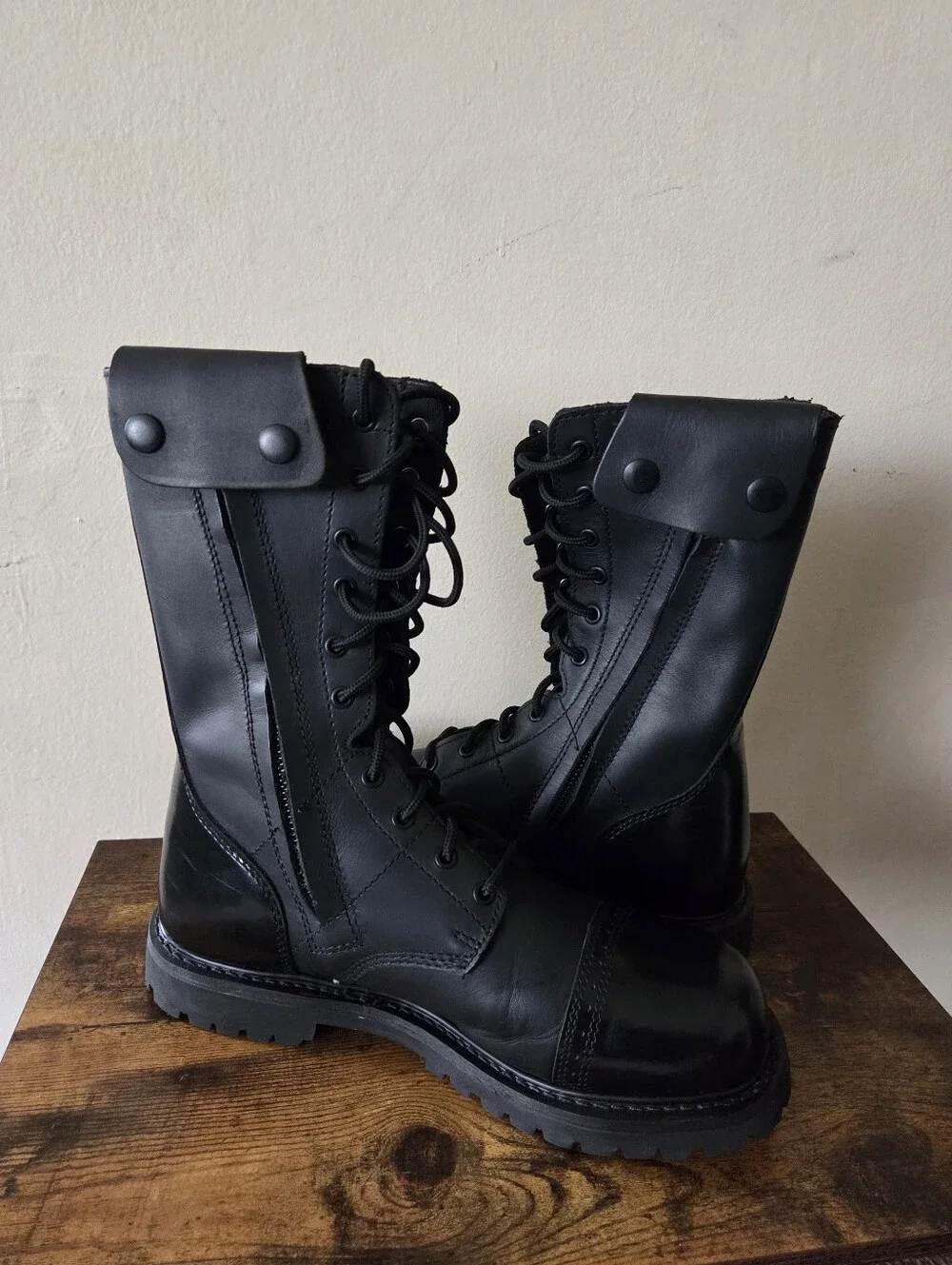 Bates E02184 Military Paratrooper 11” Side Zip Black Boots Men’s Size 10